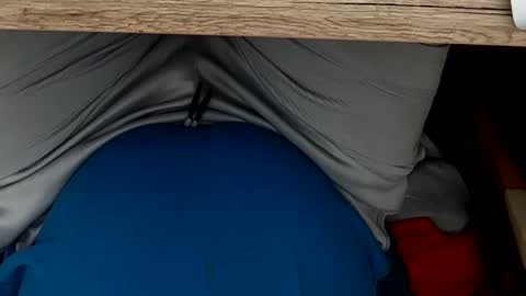 hr1982 online show from April 3, 2026, 8:12 am