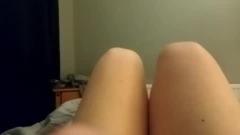 Snapshot of hrnybbwgurrll1993 chatting on December 4, 2025, 7:17 am hrnybbwgurrll1993 online show from December 4, 2025, 7:17 am