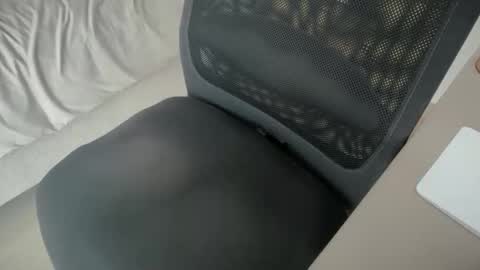 Snapshot of hshr13 chatting on October 16, 2025, 6:58 am hshr13 online show from October 16, 2025, 6:58 am