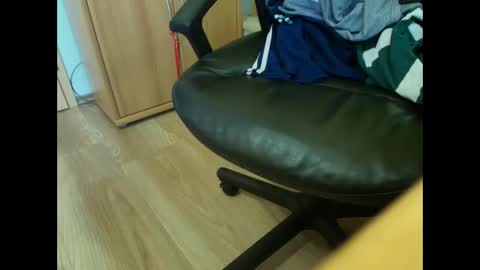 Snapshot of hsimpsons123 chatting on November 13, 2025, 11:42 am hsimpsons123 online show from November 13, 2025, 11:42 am