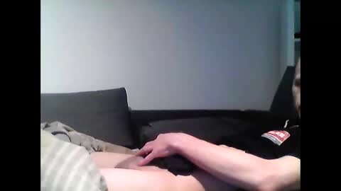 hubikush22 online show from December 18, 2024, 3:37 am