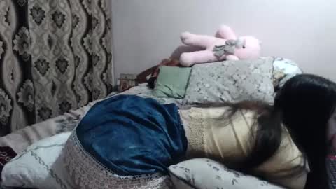 hugeassdevil online show from May 30, 2026, 3:53 pm