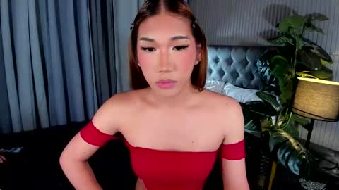 Snapshot of hugecockasianprincess chatting on July 13, 2026, 5:05 pm Lexy online show from July 13, 2026, 5:05 pm