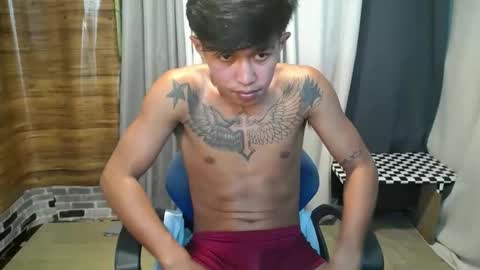 hugecockchristian online show from November 29, 2025, 9:45 am