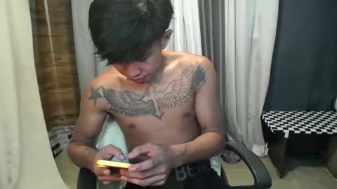 hugecockchristian online show from December 1, 2025, 10:53 am