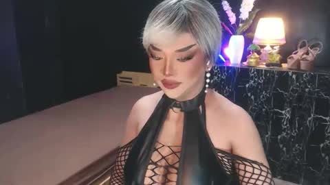 Snapshot of hugecockchristine chatting on June 3, 2026, 6:46 pm Christine online show from June 3, 2026, 6:46 pm