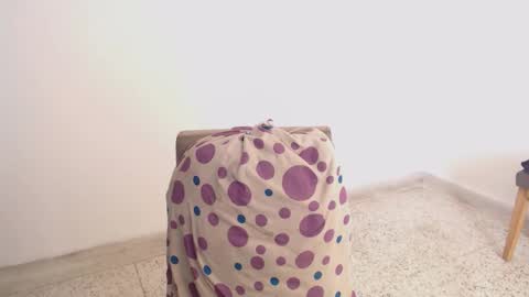 Snapshot of hugedaneska chatting on December 3, 2025, 5:11 pm Danezka online show from December 3, 2025, 5:11 pm