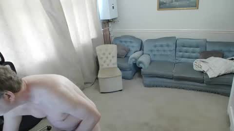 Snapshot of hugedick1965 chatting on April 19, 2026, 12:59 pm hugedick1965 online show from April 19, 2026, 12:59 pm