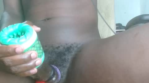 Snapshot of hugedickguy202 chatting on January 16, 2026, 9:30 pm hugedickguy202 online show from January 16, 2026, 9:30 pm