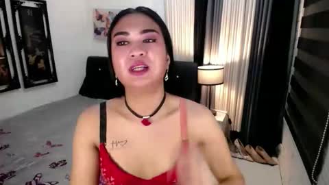 Snapshot of hugemusclecockts chatting on December 3, 2025, 12:40 am yesha fox online show from December 3, 2025, 12:40 am