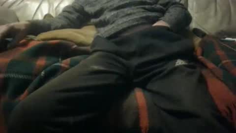 Snapshot of hugenob4u chatting on November 16, 2025, 10:37 pm hugenob4u online show from November 16, 2025, 10:37 pm