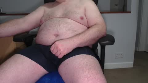 Huggie Bear online show from February 25, 2025, 7:09 am