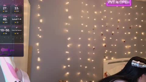 Snapshot of huggy_og chatting on December 25, 2024, 4:54 am Maddison online show from December 25, 2024, 4:54 am