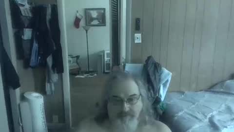 lonely huggy bear online show from March 19, 2026, 2:10 pm