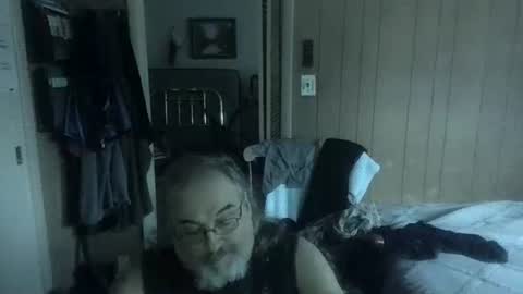 lonely huggy bear online show from July 2, 2026, 2:01 pm