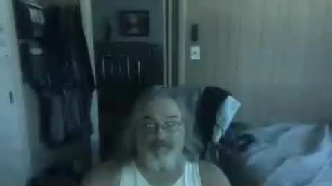 lonely huggy bear online show from July 14, 2026, 4:13 pm