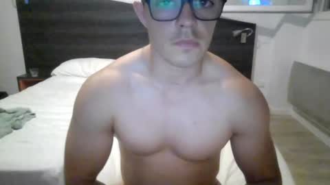 Snapshot of hughjaegg chatting on June 23, 2026, 9:24 pm hughjaegg online show from June 23, 2026, 9:24 pm