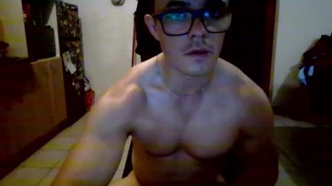 Snapshot of hughjaegg chatting on July 1, 2026, 9:47 pm hughjaegg online show from July 1, 2026, 9:47 pm