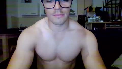 Snapshot of hughjaegg chatting on July 4, 2026, 9:54 pm hughjaegg online show from July 4, 2026, 9:54 pm