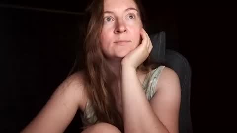Snapshot of humpygrey chatting on June 22, 2026, 6:05 pm HumpyGrey online show from June 22, 2026, 6:05 pm