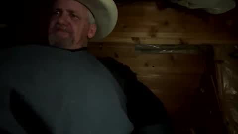 hung34u online show from February 24, 2026, 9:07 am