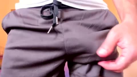 Snapshot of hung_dude_19 chatting on September 21, 2025, 10:22 pm Jackson Woods online show from September 21, 2025, 10:22 pm