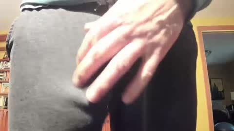 Snapshot of hung_hot_fit10 chatting on December 22, 2024, 11:09 pm Big uncut cock dripping online show from December 22, 2024, 11:09 pm