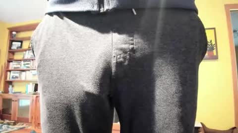 Snapshot of hung_hot_fit10 chatting on December 31, 2024, 10:56 pm Big uncut cock dripping online show from December 31, 2024, 10:56 pm