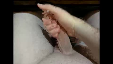 Snapshot of hung_mac0 chatting on December 18, 2025, 7:20 pm hung_mac0 online show from December 18, 2025, 7:20 pm