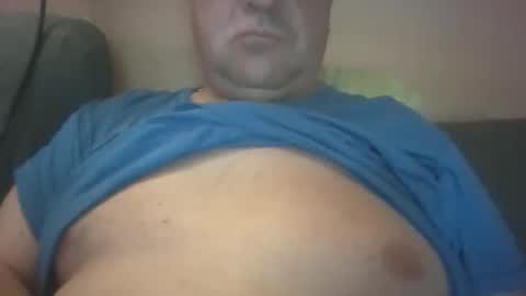 vastagfasz magyar apuci online show from June 7, 2026, 4:44 pm