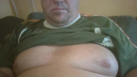 vastagfasz magyar apuci online show from July 5, 2026, 5:20 pm