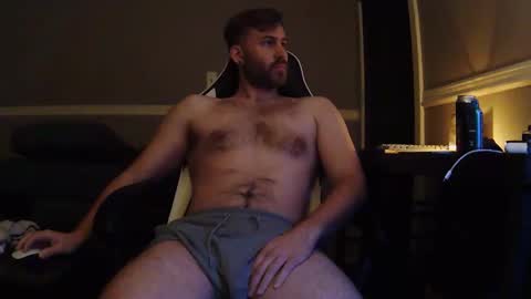 Snapshot of hungbro_420 chatting on January 17, 2026, 2:05 am hungbro_420 online show from January 17, 2026, 2:05 am