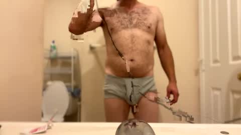 Snapshot of hungbwc99999 chatting on November 15, 2025, 9:17 am hungbwc99999 online show from November 15, 2025, 9:17 am