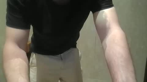 hunghard2004 online show from March 3, 2026, 10:43 am