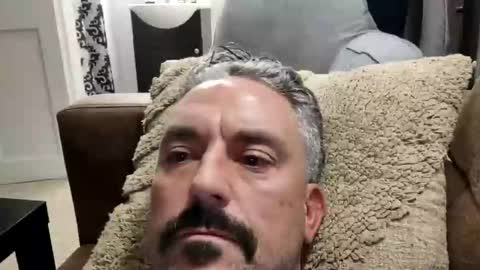 hungitalian40 online show from September 18, 2025, 6:04 am