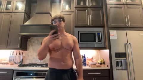 hungkingg22 online show from April 16, 2026, 2:51 pm
