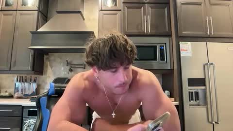 hungkingg22 online show from May 14, 2026, 4:36 pm