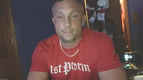 Snapshot of hunglikeray2286 chatting on April 11, 2026, 5:01 am hunglikeray2286 online show from April 11, 2026, 5:01 am