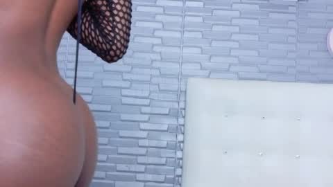 sasha online show from December 17, 2025, 2:01 pm