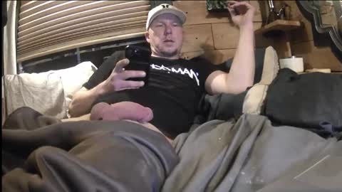 HuingsingleDad79 online show from December 5, 2024, 4:20 am