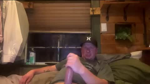 HuingsingleDad79 online show from September 9, 2025, 10:26 am