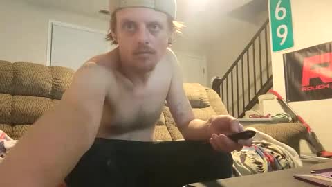 Snapshot of hungstud9792 chatting on October 4, 2025, 10:46 am Blondestud9792 online show from October 4, 2025, 10:46 am