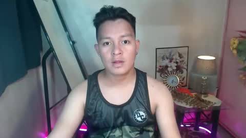hunk_danny online show from March 2, 2025, 10:03 am