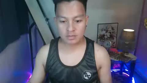 hunk_danny online show from March 2, 2025, 8:29 pm