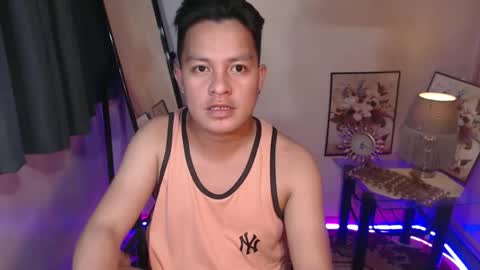 hunk_danny online show from March 10, 2025, 12:26 pm