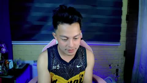 hunk_danny online show from July 5, 2026, 9:33 pm