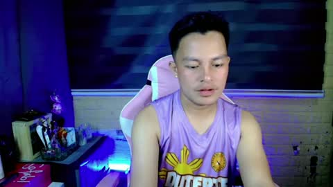 hunk_danny online show from July 6, 2026, 10:12 pm