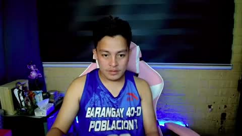 hunk_danny online show from July 14, 2026, 2:05 am