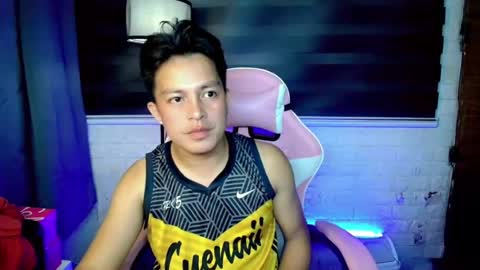 hunk_danny online show from July 28, 2026, 6:20 pm