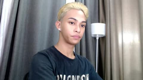 Snapshot of hunk_edward chatting on June 18, 2026, 11:25 am hunk_edward online show from June 18, 2026, 11:25 am